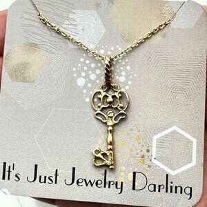 Vintage 14k Yellow Gold Filigree Large Key Pendant Necklace 18 Inch Chain